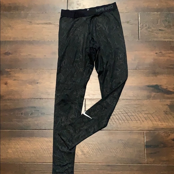 Nike Pro leggings - Picture 1 of 4